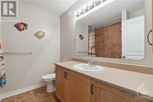 155 Kinghaven Crescent, Ottawa, ON - Indoor Photo Showing Bathroom