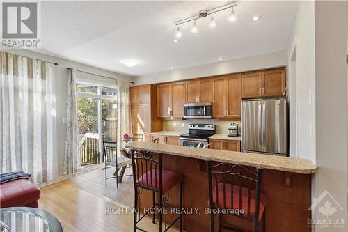 155 Kinghaven Crescent, Ottawa, ON - Indoor Photo Showing Kitchen