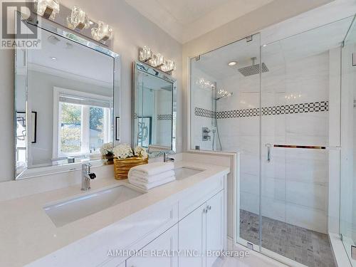 143 Kingsdale Avenue, Toronto, ON - Indoor Photo Showing Bathroom