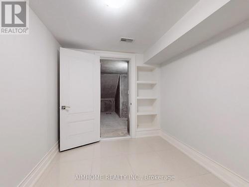 143 Kingsdale Avenue, Toronto, ON - Indoor Photo Showing Other Room