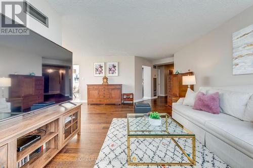 1206 - 30 Greenfield Avenue, Toronto, ON - Indoor Photo Showing Living Room