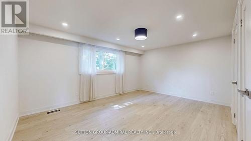 25 Silver Aspen Drive, Markham, ON - Indoor Photo Showing Other Room