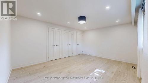 25 Silver Aspen Drive, Markham, ON - Indoor Photo Showing Other Room