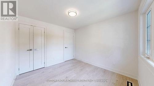 25 Silver Aspen Drive, Markham, ON - Indoor Photo Showing Other Room