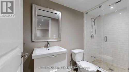 25 Silver Aspen Drive, Markham, ON - Indoor Photo Showing Bathroom