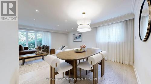 25 Silver Aspen Drive, Markham, ON - Indoor Photo Showing Dining Room