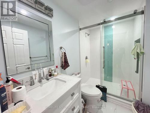 907 Riordan Court, Newmarket, ON - Indoor Photo Showing Bathroom