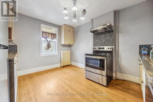 15 Laws Street, Toronto, ON - Indoor Photo Showing Kitchen