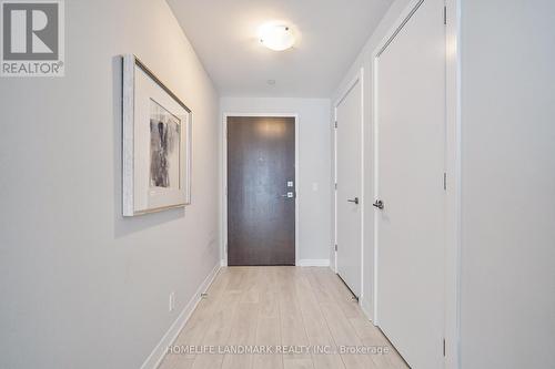 3705 - 2221 Yonge Street, Toronto, ON - Indoor Photo Showing Other Room