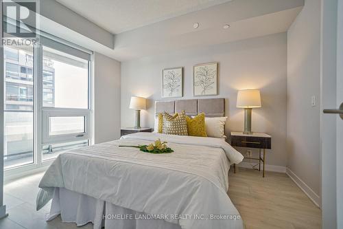 3705 - 2221 Yonge Street, Toronto, ON - Indoor Photo Showing Bedroom