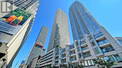 3705 - 2221 Yonge Street, Toronto, ON - Outdoor With Balcony With Facade