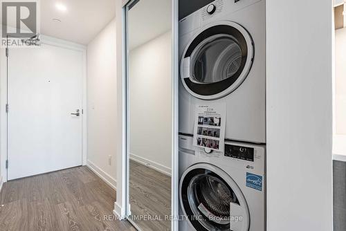 2211 - 19 Western Battery Road, Toronto, ON - Indoor Photo Showing Laundry Room