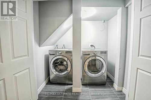 16 Duncan Road, Markham, ON - Indoor Photo Showing Laundry Room