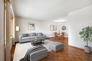 914 Ashburn Street, Winnipeg, MB  - Indoor Photo Showing Living Room 