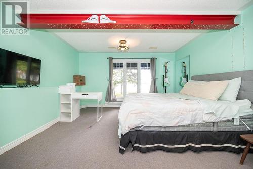 29 Holiday Lane, Eganville, ON - Indoor Photo Showing Bedroom