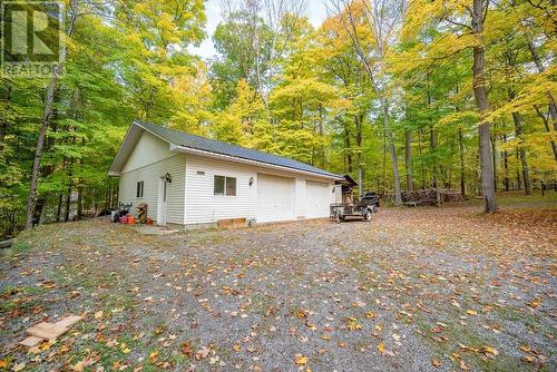 29 Holiday Lane, Eganville, ON - Outdoor