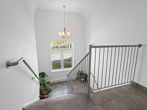 Staircase - 302-965 Rue Du Clos-St-Urbain, Prévost, QC - Indoor Photo Showing Other Room