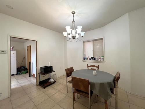 38 Crown Street, Thunder Bay, ON - Indoor Photo Showing Dining Room