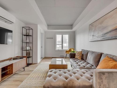 Salon - 403-1125 Rue Des Rigoles, Québec (La Haute-Saint-Charles), QC - Indoor Photo Showing Living Room