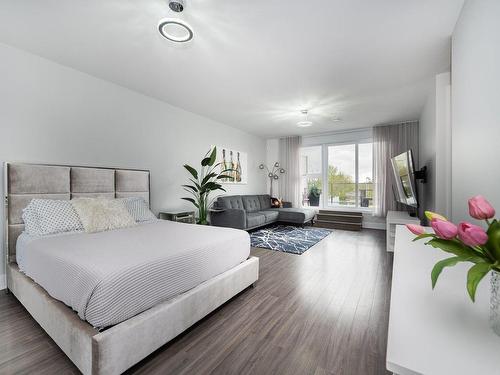 Chambre Ã Â coucher - 1077 Rue Marcel-De La Sablonnière, Terrebonne (Terrebonne), QC - Indoor Photo Showing Bedroom