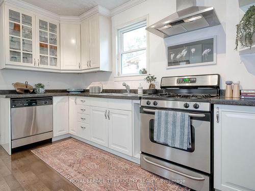 64 Bastedo Ave, Toronto, ON - Indoor Photo Showing Kitchen