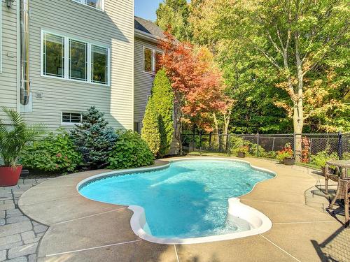 Piscine - 3 Av. Des Sorbiers, Bois-Des-Filion, QC - Outdoor With In Ground Pool With Backyard