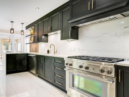 Cuisine - 3 Av. Des Sorbiers, Bois-Des-Filion, QC - Indoor Photo Showing Kitchen With Upgraded Kitchen