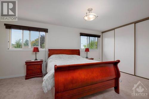 60 Shoreham Avenue, Ottawa, ON - Indoor Photo Showing Bedroom