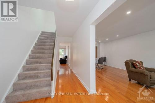 60 Shoreham Avenue, Ottawa, ON - Indoor Photo Showing Other Room