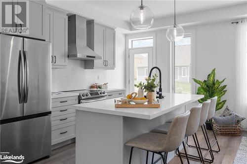 31 Chambery Street, Bracebridge, ON - Indoor Photo Showing Kitchen With Upgraded Kitchen