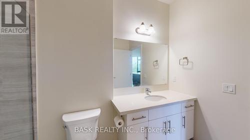 424 - 690 King Street W, Kitchener, ON - Indoor Photo Showing Bathroom