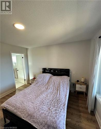 816 23Rd Avenue, Hanover, ON - Indoor Photo Showing Bedroom