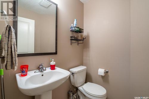 96 5250 Aerodrome Road, Regina, SK - Indoor Photo Showing Bathroom