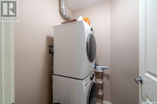 96 5250 Aerodrome Road, Regina, SK - Indoor Photo Showing Laundry Room