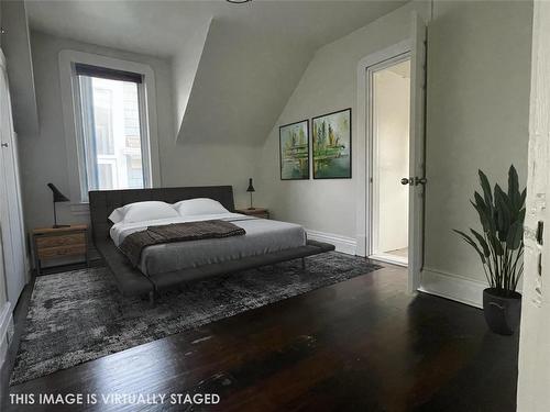 542 Rathgar Avenue, Winnipeg, MB - Indoor Photo Showing Bedroom