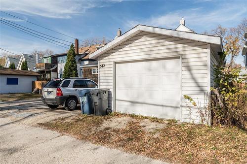 542 Rathgar Avenue, Winnipeg, MB - Outdoor