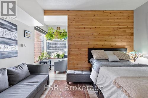 2402 - 1 King Street W, Toronto, ON - Indoor Photo Showing Bedroom