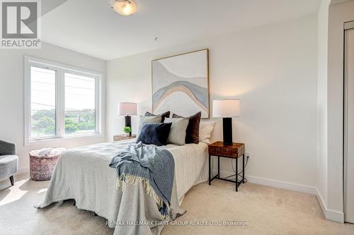 415 - 1555 Kingston Road, Pickering, ON - Indoor Photo Showing Bedroom