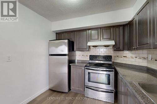 1004 - 5580 Sheppard Avenue E, Toronto, ON - Indoor Photo Showing Kitchen