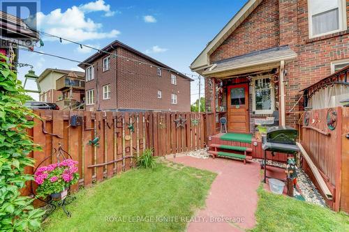 707 King Street W, Oshawa, ON - Outdoor