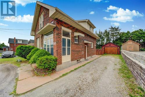 707 King Street W, Oshawa, ON - Outdoor