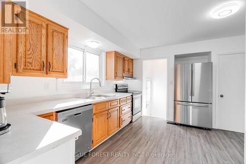 195 Myrtle Street, St. Thomas, ON - Indoor Photo Showing Kitchen