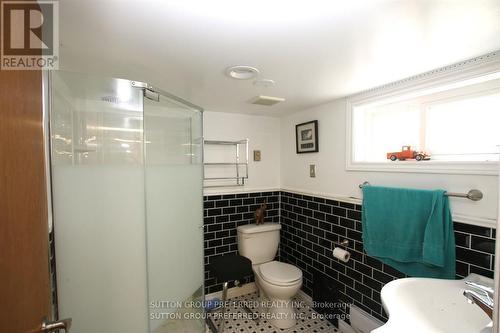 83 Dillabough Street, London, ON - Indoor Photo Showing Bathroom