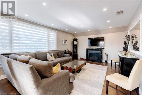 40 Main Street N, Hamilton, ON - Indoor Photo Showing Living Room With Fireplace