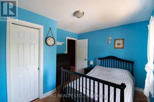 27 David Street, Brampton, ON - Indoor Photo Showing Bedroom