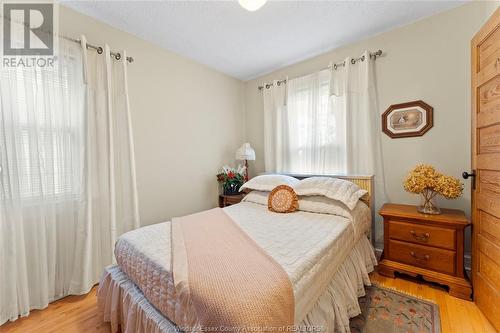 181 Janette, Windsor, ON - Indoor Photo Showing Bedroom