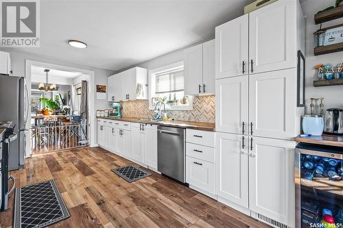 370 Stadacona Street E, Moose Jaw, SK - Indoor Photo Showing Kitchen With Stainless Steel Kitchen With Upgraded Kitchen