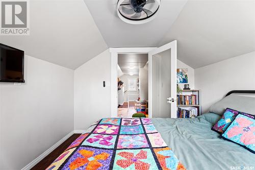 370 Stadacona Street E, Moose Jaw, SK - Indoor Photo Showing Bedroom