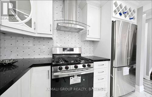 Main - 39 Walter Avenue S, Hamilton, ON - Indoor Photo Showing Kitchen