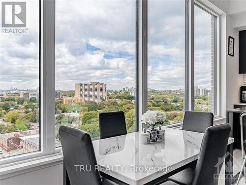 Lph12 - 270 Dufferin Street, Toronto (South Parkdale), ON - Indoor Photo Showing Dining Room